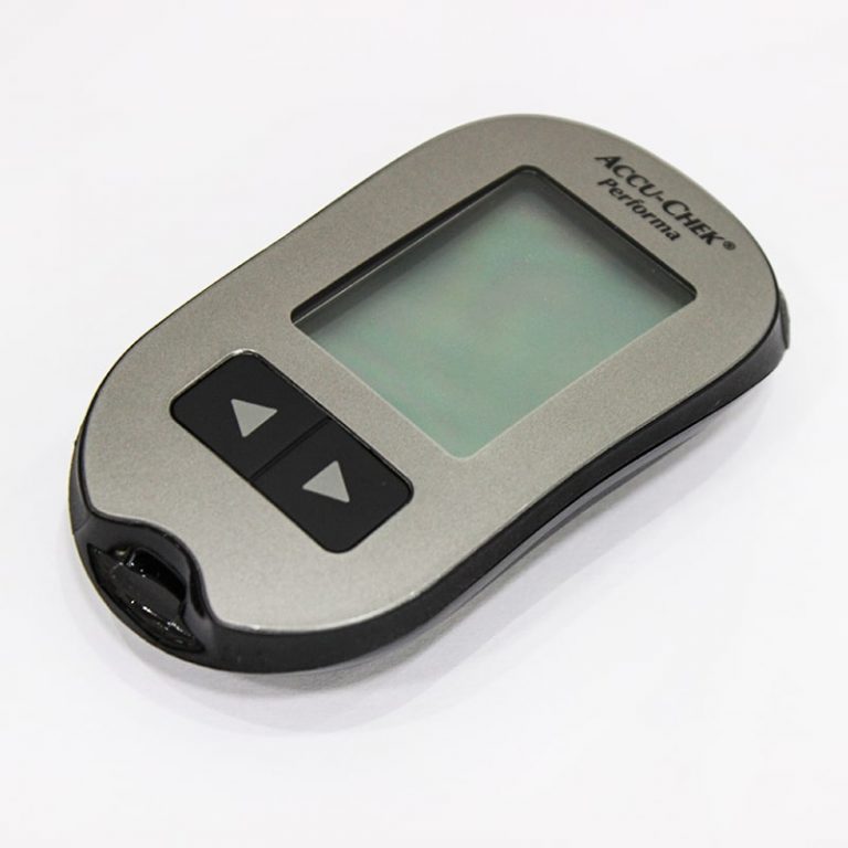 AccuChek Performa Blood Glucose Monitoring System Qasr Elteb