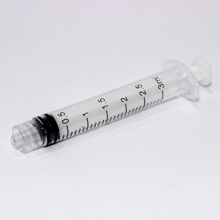 HYPODERMIC SYRINGE 3 ML INFANT ( MASS ) Qasr Elteb