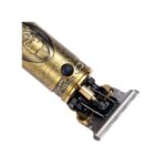 ⁦ماكينة VGR V-085 الذهبية: احترافية التحديد والرسم | VGR V-085 Professional T-Blade Trimmer⁩ - الصورة ⁦4⁩