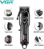 ⁦ماكينة VGR V-051: احترافية، بطارية 2500mAh وشفرات سيراميك | VGR V-051: Professional, 2500mAh Battery & Ceramic Blades⁩ - الصورة ⁦5⁩