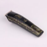 ⁦طقم VGR V-102 المتكامل (5 في 1) - شاشة LED وشحن USB | VGR V-102 5-in-1 Grooming Kit - LED & USB⁩ - الصورة ⁦4⁩