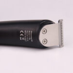 ⁦طقم VGR V-102 المتكامل (5 في 1) - شاشة LED وشحن USB | VGR V-102 5-in-1 Grooming Kit - LED & USB⁩ - الصورة ⁦2⁩