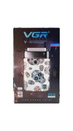 ماكينة تنعيم اللحية VGR V-369 الاحترافية: مقاومة للماء IPX6 بتصميم عصري وشاشة LED للحلاقة الرطبة والجافة.