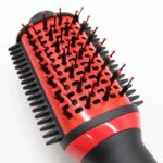 ⁦فرشاة VGR V-415 الحرارية المتكاملة لتجفيف وتصفيف الشعر بـ 3 مستويات حرارة وتصميم انسيابي خفيف.⁩ - الصورة ⁦3⁩